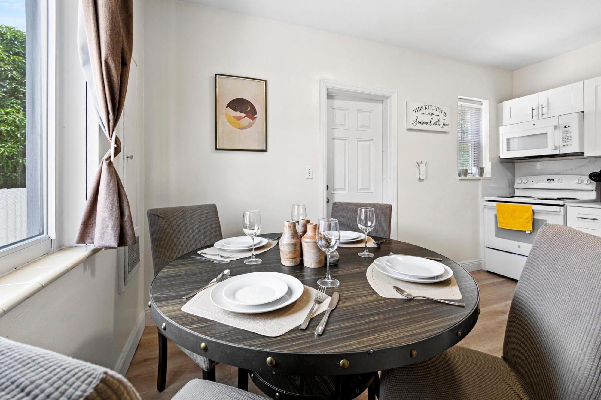 Enchanting Cozy Apartment 10 Min Away From Airport, Calle 8, Brickell, Coral Gables, The Beach And More! Miami Zewnętrze zdjęcie